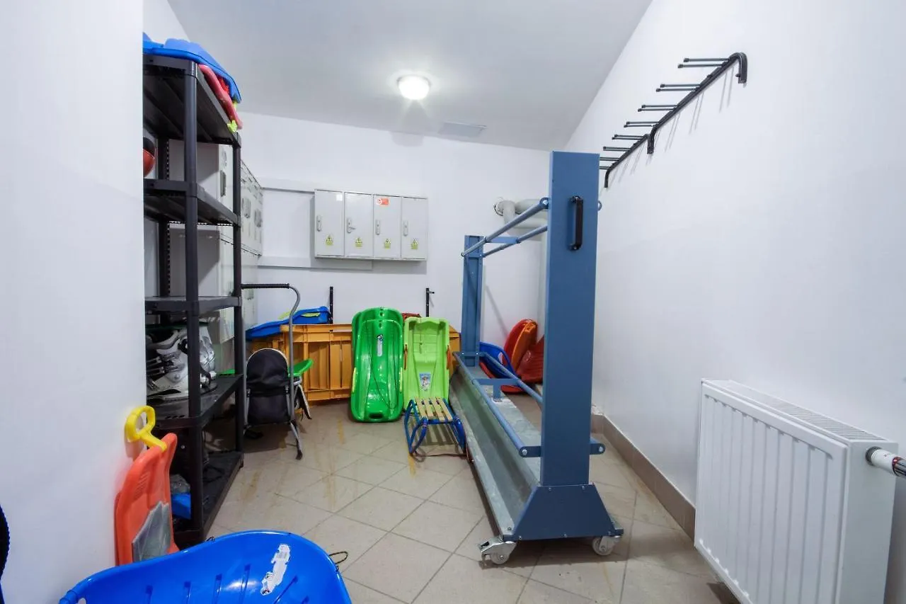 Apartserwis - Gorace Zrodla Apartament Morskie Oko Zakopane 0*,  Polen